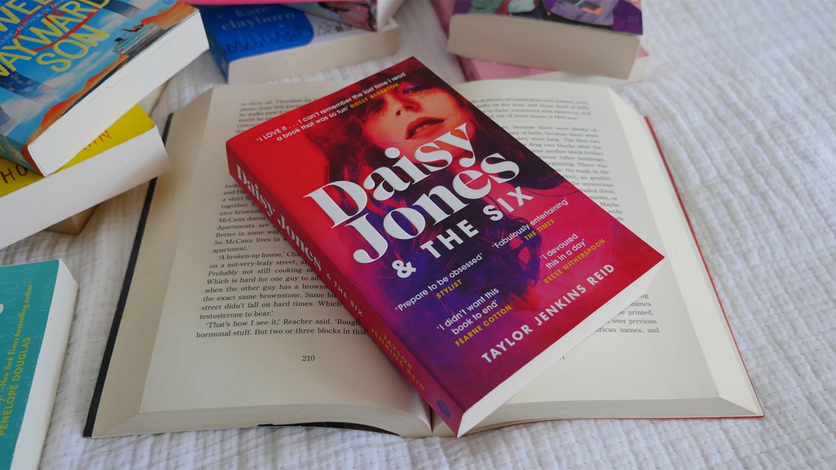 Daisy Jones & the Six, Taylor Jenkins Reid